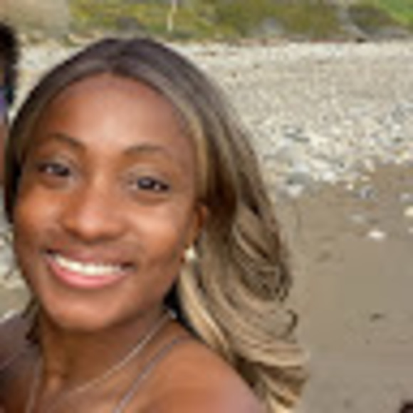 Meet your Posher, Breanna - Picture 1 of 1